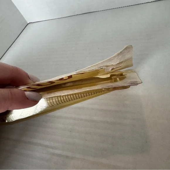 Vintage Goody Futura Round Hairbrush 1985 Comfor-Tip Bristles Red Tan Grip - Picture 8 of 14